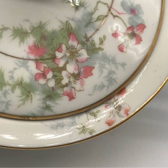 Theodore Haviland 1920 Dogwood floral Vintage Covered dish with Handles - Picture 6 of 16